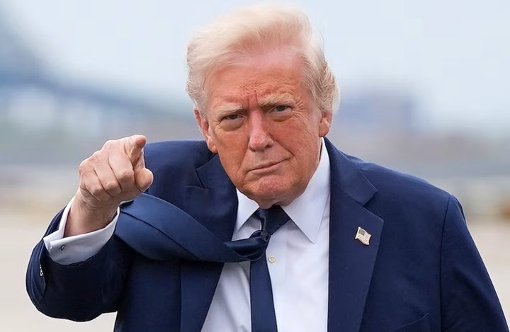 ترامب: إيران لا يمكنها ابتزاز الولايات المتحدة بعد إغلاق مضيق هرمز مجددًا