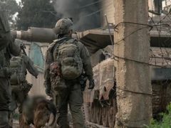 إذاعة جيش الاحتلال تكشف شروط "الخط الأصفر" ضمن تفاهمات وقف إطلاق النار مع لبنان