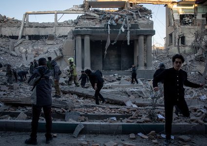 ترامب يهدد بتدمير ايران ونتنياهو يؤكد ان اسرائيل في حرب مفتوحة