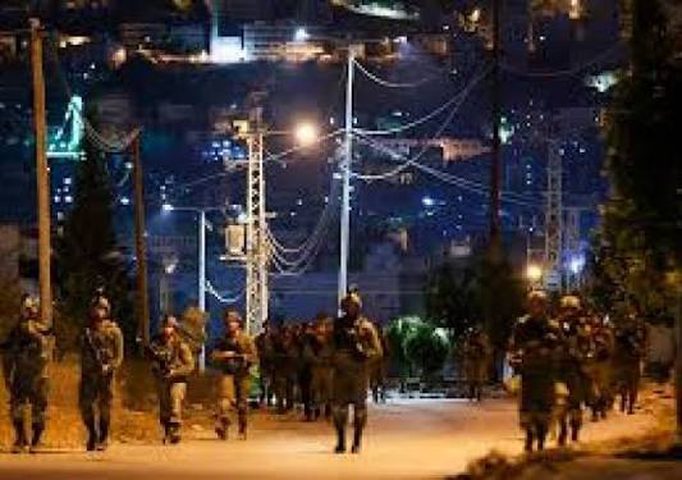 الاحتلال يقتحم مخيم قلنديا وكفر عقب شمال القدس
