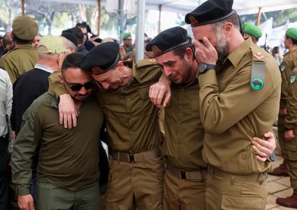 هآرتس: شهادات لجنود إسرائيليين تكشف صدمات وانتهاكات خلال الحرب في غزة