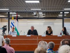 سفارتنا لدى الأوروغواي تشارك في ندوة ليوم الأسير الفلسطيني