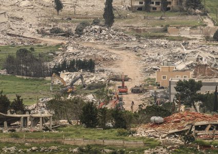 جيش الاحتلال يحذر سكان نحو 60 قرية في جنوب لبنان من العودة إلى منازلهم