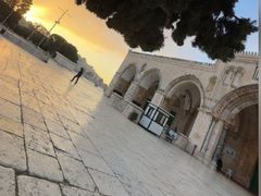 باحات المسجد الأقصى الفارغة في ظل الإغلاق المستمر صباح اليوم.