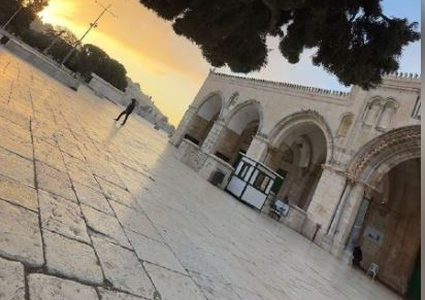 باحات المسجد الأقصى الفارغة في ظل الإغلاق المستمر صباح اليوم.