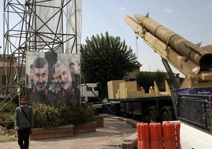 الاستخبارات الأمريكية تعارض تصريحات ترامب بشأن القدرة العسكرية الإيرانية