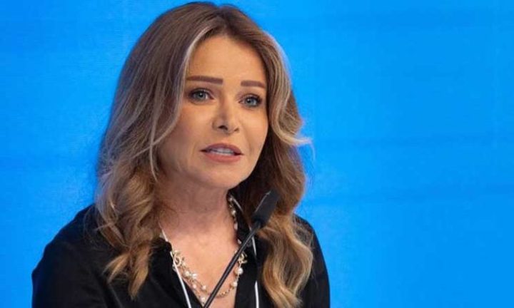 الإعلامية ميسون عزام تنهي مسيرة إعلامية امتدت 23 عاماً في قناة “العربية”