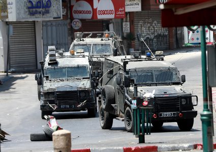 الاحتلال يقتحم حي رفيديا في مدينة نابلس