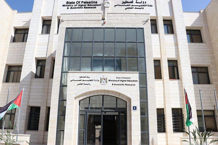 فلسطين بطل مسابقة تحدي علوم المستقبل عن فئة المحترفين عربياً