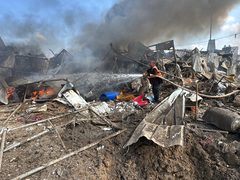 ارتفاع حصيلة الشهداء في قطاع غزة إلى 72,585 والإصابات إلى 172,370