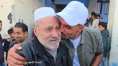 وصول ١٥ اسير محرر الى مستشفى الاقصى