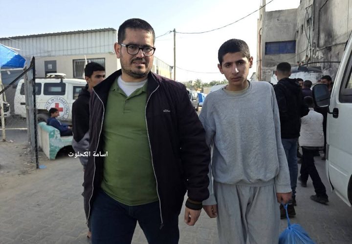 وصول ١٥ اسير محرر الى مستشفى الاقصى