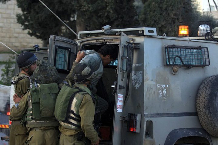 الاحتلال يعتقل شابا من قرية المنيا ببيت لحم