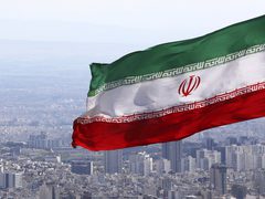 إيران تقترح صيغة تفاوضية من ثلاث مراحل لاستئناف المحادثات مع واشنطن