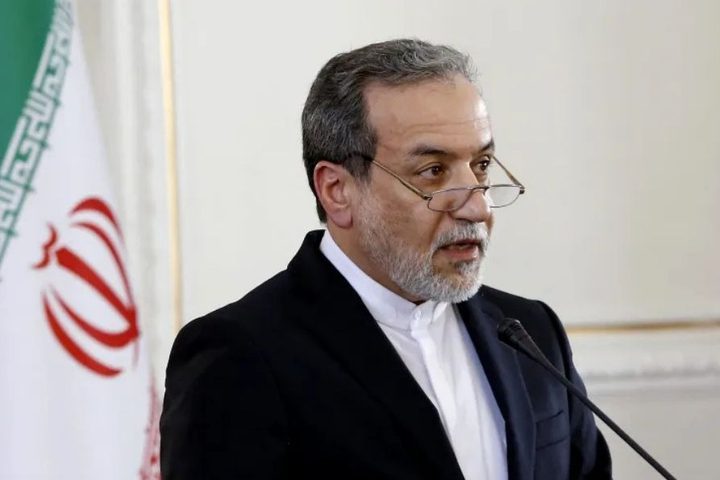 الخارجية الإيرانية: عراقجي غادر باكستان إلى روسيا