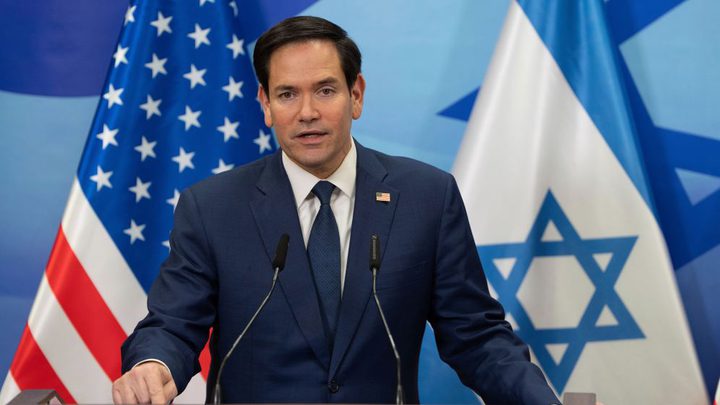 وزير الخارجية الأمريكي: لن نتسامح مع إيران بشأن مضيق هرمز