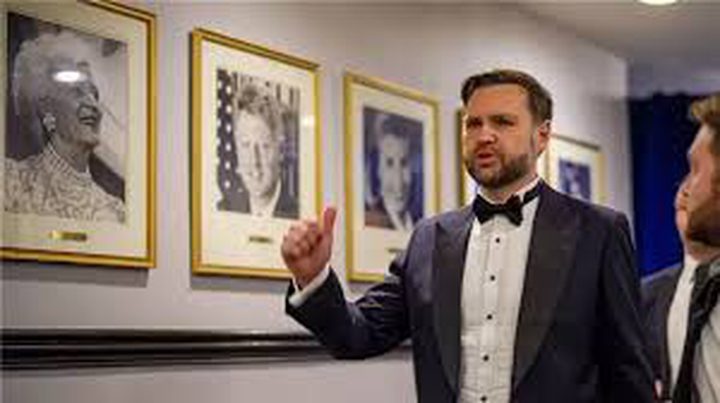 يديعوت أحرونوت: فانس أجهض خطة الموساد لاجتياح الأكراد ضد إيران