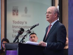 رئيس الوزراء يطلق فعاليات أسبوع فلسطين للذكاء الاصطناعي 2026