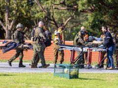 الاحتلال يقر بإصابة جنديين أحدهم بحالة خطيرة في جنوب لبنان