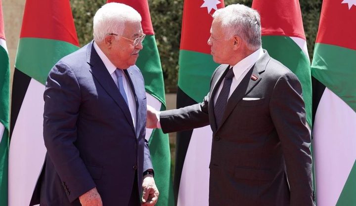 الرئيس محمود عباس يجتمع مع ملك الأردن ويبحثان تطورات القضية الفلسطينية