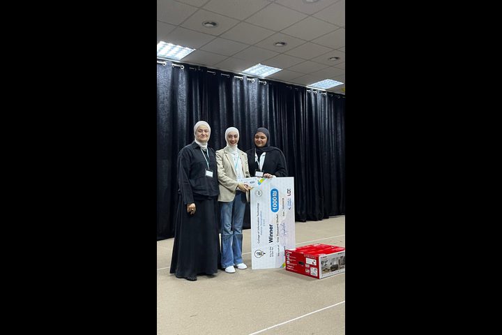 جامعة النجاح تحصد المركز الأول في “تحدي جامعة الخليل للتصميم” بموسمه الثاني