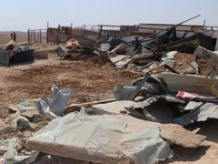 قوات الاحتلال تهدم غرفة زراعية في حوسان غرب بيت لحم