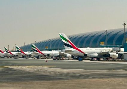 الإمارات تعلن عودة حركة الملاحة الجوية إلى وضعها الطبيعي
