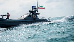 باكستان: واشنطن تُجلي طاقم سفينة إيرانية تمهيداً لتسليمهم لطهران