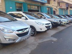 ضبط مركبات مستوردة مزورة في نابلس وتوقيف صاحب معرض