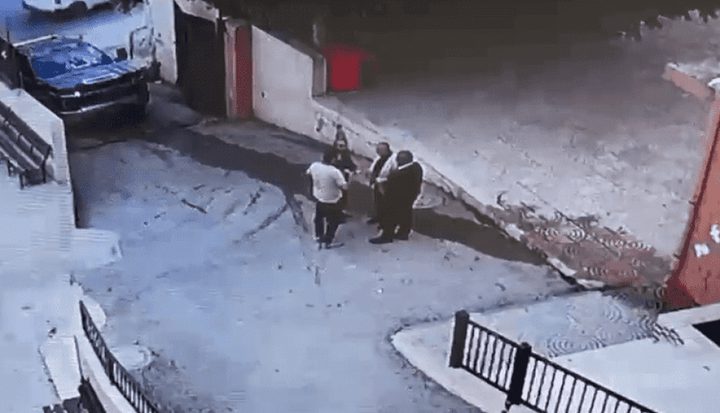 اقتحم مستوطن مسلح، صباح اليوم الثلاثاء" مدرسة ذكور سيلة الظهر جنوب جنين