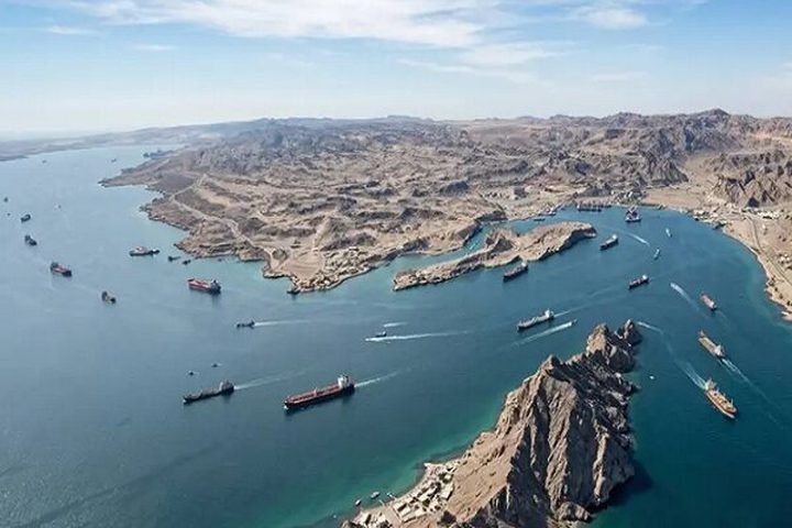 إيران تطلق آلية جديدة لتنظيم الملاحة في مضيق هرمز