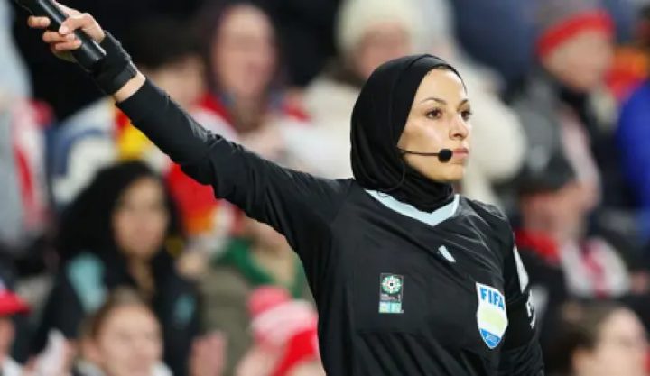 الحَكَمة هبة سعدية ضمن طاقم نصف نهائي ونهائي أبطال آسيا للسيدات