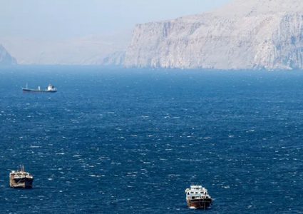 هل يتحول مضيق هرمز إلى شرارة صراع أوسع أم يبقى تحت سقف الردع والتهدئة؟