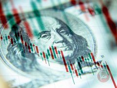 بعد تصريحات ترامب: الدولار يهوي الى الدرك الاسفل