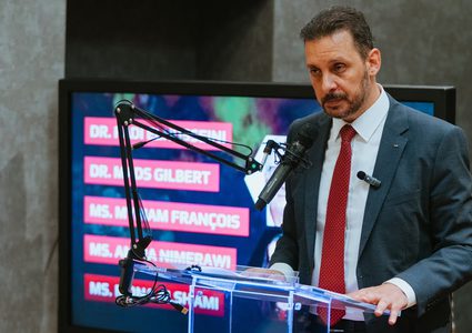 السفير الحسيني يشارك في افتتاح البرلمان المجري الجديد