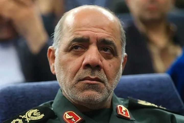 خامنئي يوجّه بمواصلة العمليات ويحذر واشنطن وتل أبيب
