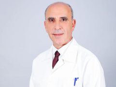 نقيب الأطباء: لن نتراجع عن حقوقنا والحكومة ستواجه خطوات غير متوقعة