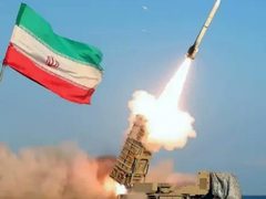 إيران تهدد باستهداف قواعد أمريكية وسفن "معادية" في المنطقة