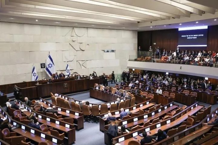 الكنيست تصادق بالقراءة الأولى على مشروع قانون لإقامة سلطة آثار في الضفة