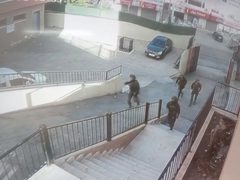 الاحتلال يقتحم مدرسة سيلة الظهر الثانوية جنوب جنين ويزيل العلم الفلسطيني