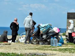 الاحتلال ينذر بإخلاء 6 قرى وبلدات جنوب لبنان