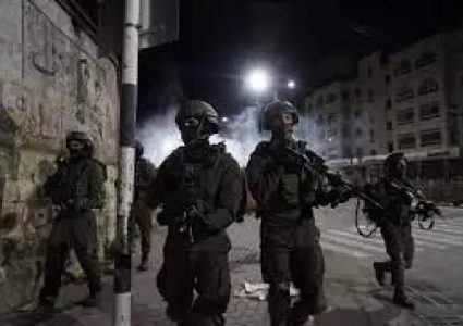 الاحتلال يعتقل 9 شبان من القدس المحتلة