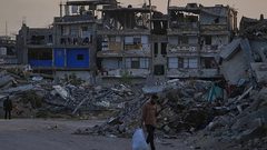 اتصالات مكثفة لمنع انهيار مفاوضات غزة
