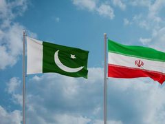 إيران وباكستان تبحثان العلاقات الثنائية وآفاق استئناف محادثات السلام مع واشنطن
