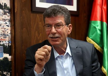 قدورة فارس يوضح "للنجاح" فوزه على اشتية في الانتخابات ويطالب بإعادة فرز الأصوات