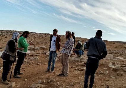 مستوطنون يقتحمون قرية أبو انجيم جنوب شرق بيت لحم