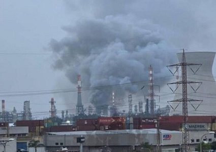 سيناتور أمريكي يدعو ترامب لاستهداف منشآت الطاقة الإيرانية