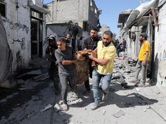 استشهاد شاب بقصف للاحتلال شرق خان يونس