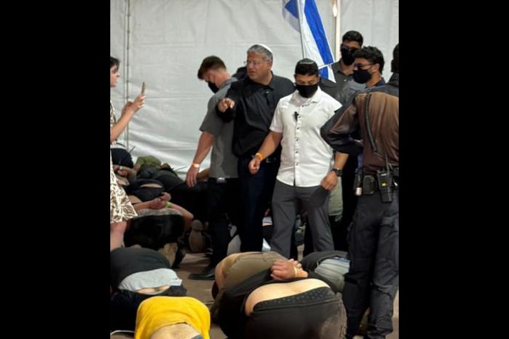 ساعر يهاجم بن غفير وإدانات دولية تتصاعد عقب حادثة “أسطول الصمود العالمي”