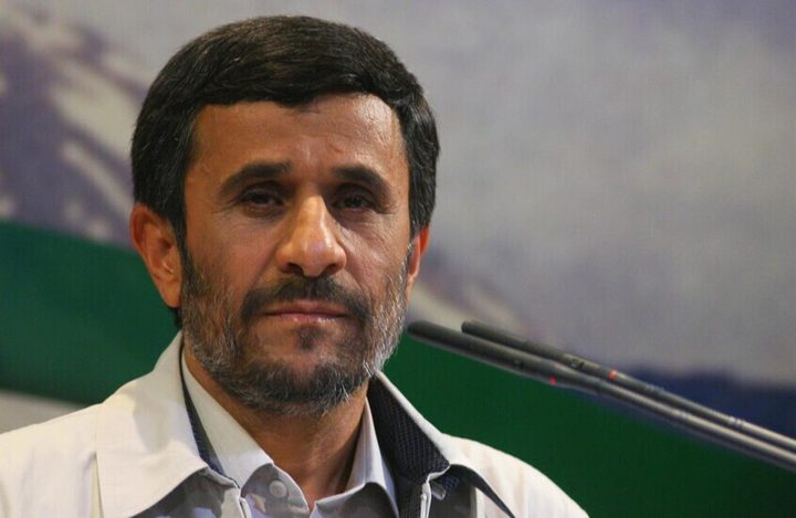 نيويورك تايمز: أمريكا وإسرائيل راهنتا على أحمدي نجاد لقيادة إيران